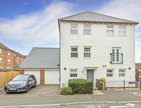 Easton Drive, Sittingbourne, ME10, 4756 - Quealy & Co