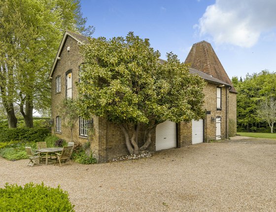 Borden Lane, Borden, Sittingbourne, Kent, ME9, 5183 - Quealy & Co
