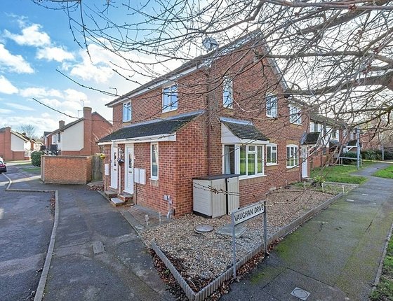 Vaughan Drive, Kemsley, Sittingbourne, Kent, ME10, 5532 - Quealy & Co