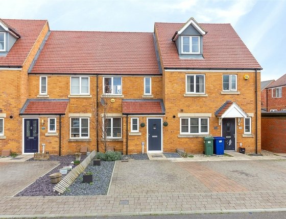Green Oak Crescent, Iwade, Sittingbourne, ME9, 5631 - Quealy & Co