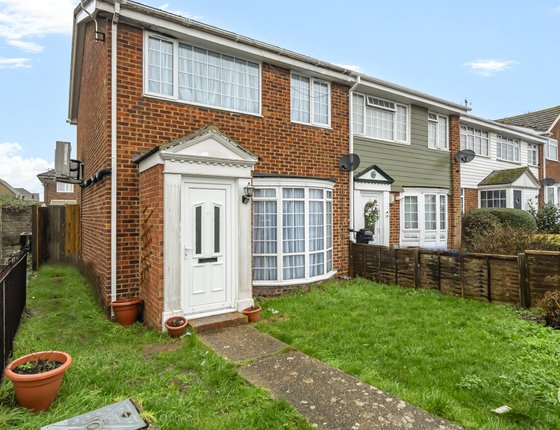 Emerald View, Warden, Sheerness, Kent, ME12, 5666 - Quealy & Co