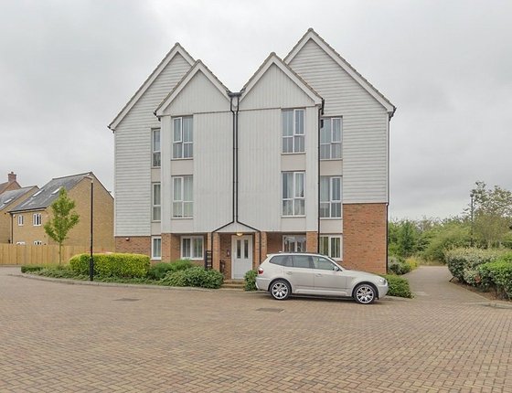 Marigold Drive, Sittingbourne, Kent, ME10, 5777 - Quealy & Co