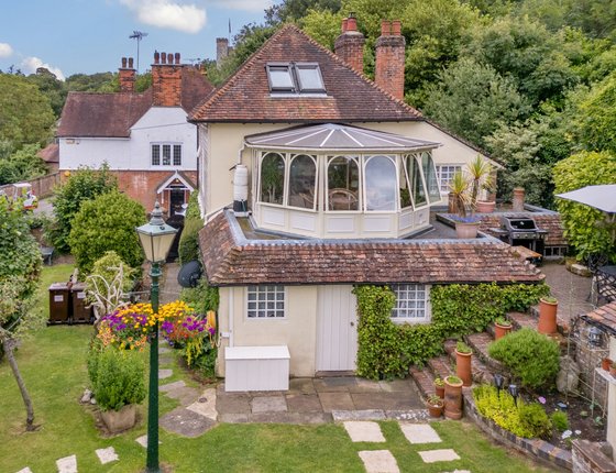 Butchers Hill, Shorne, Gravesend, Kent, DA12, 5840 - Quealy & Co