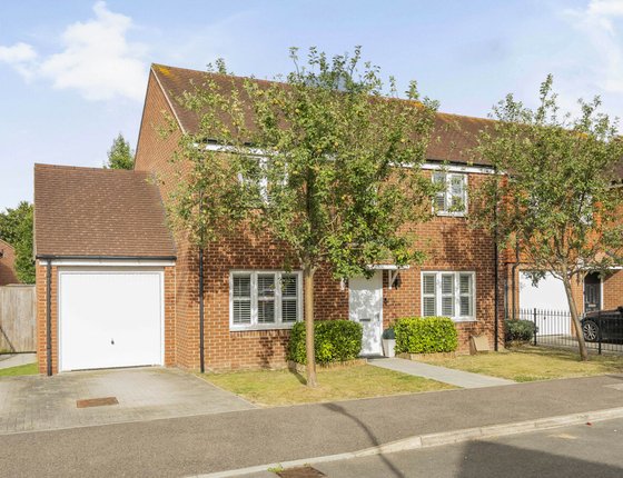 Wyvern Close, Milton Regis, Sittingbourne, Kent, ME10, 5848 - Quealy & Co