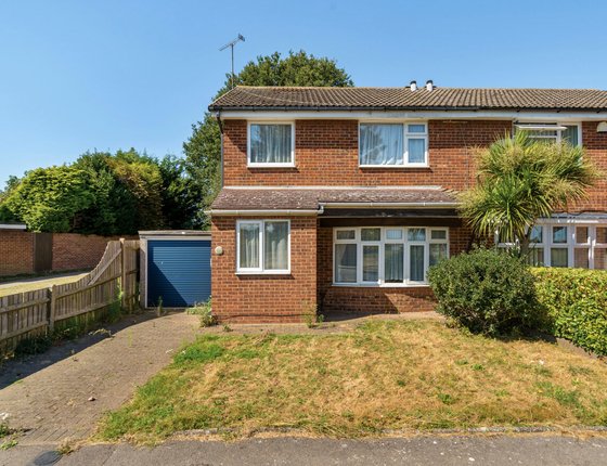 Laxton Way, Sittingbourne, Kent, ME10, 5895 - Quealy & Co