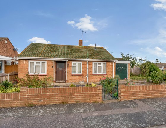 Prentis Close, Sittingbourne, Kent, ME10, 5910 - Quealy & Co