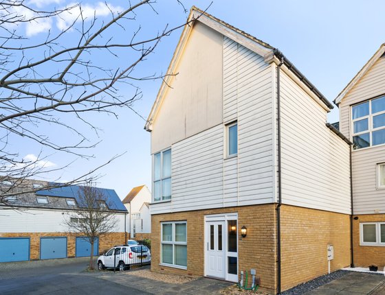 Bluebell Drive, Sittingbourne, Kent, ME10, 6066 - Quealy & Co