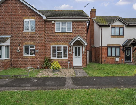 Vaughan Drive, Kemsley, Sittingbourne, Kent, ME10, 6069 - Quealy & Co