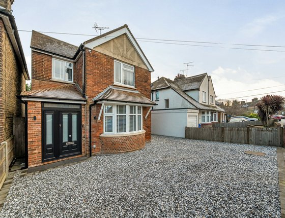 Chalkwell Road, Sittingbourne, Kent, ME10, 6070 - Quealy & Co