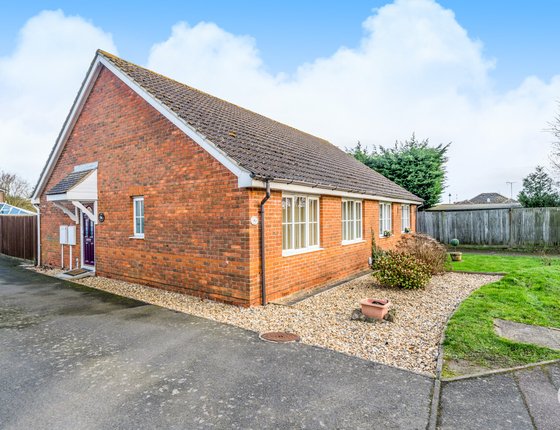 Saxon Walk, Iwade, Sittingbourne, Kent, ME9, 6074 - Quealy & Co