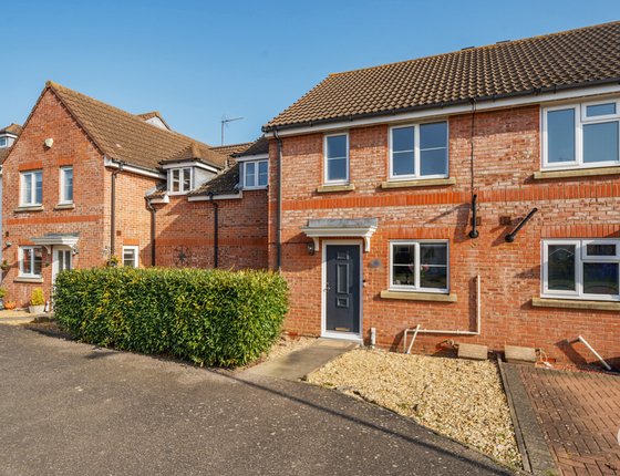 Jacinth Drive, Sittingbourne, Kent, ME10, 6145 - Quealy & Co