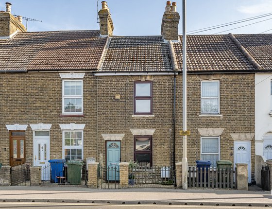 London Road, Teynham, Sittingbourne, Kent, ME9, 6258 - Quealy & Co