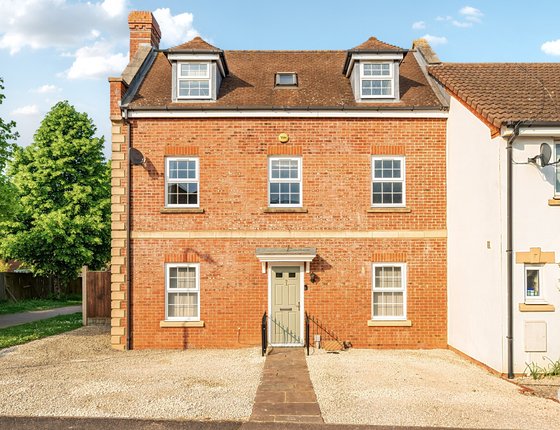 Jacinth Drive, Sittingbourne, Kent, ME10, 6278 - Quealy & Co