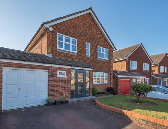 Adelaide Drive, Sittingbourne, Kent, ME10, 6375 - Quealy & Co
