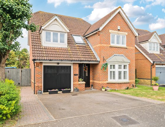 Wyvern Close, Milton Regis, Sittingbourne, Kent, ME10, 6552 - Quealy & Co
