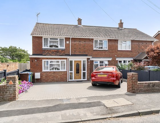 Cellar Hill, Lynsted, Sittingbourne, Kent, ME9, 6566 - Quealy & Co
