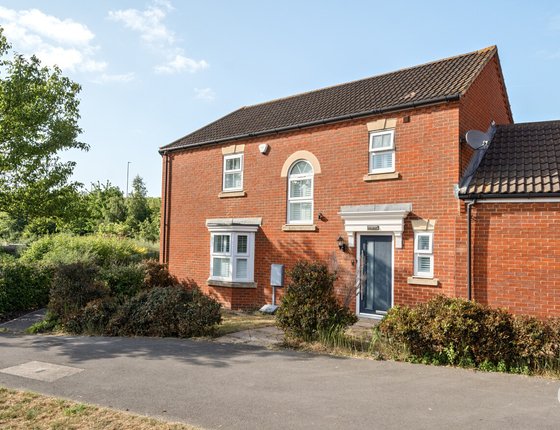 Premier Way, Kemsley, Sittingbourne, Kent, ME10, 6613 - Quealy & Co
