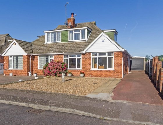 Woodside Gardens, Sittingbourne, Kent, ME10, 670 - Quealy & Co