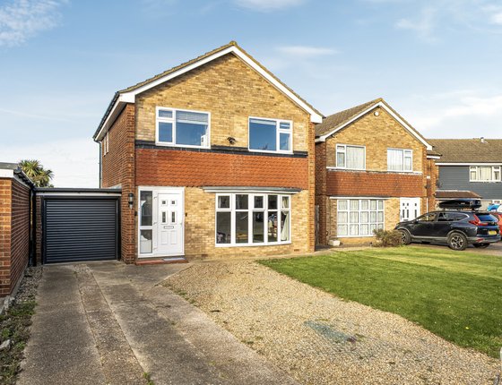 Worcester Drive, Sittingbourne, Kent, ME10, 6759 - Quealy & Co