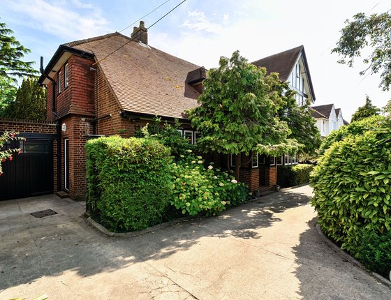 Minster Road, Minster On Sea, Sheerness, Kent, ME12, 7136 - Quealy & Co