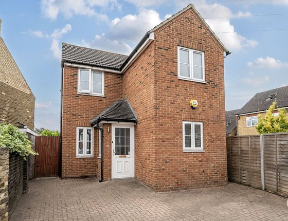 Staplehurst Road, Sittingbourne, Kent, ME10, 7228 - Quealy & Co