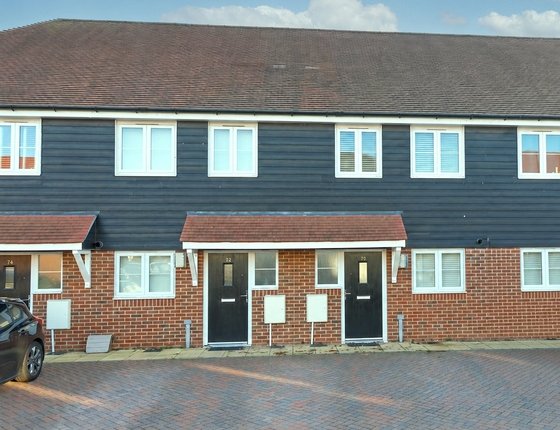Eveas Drive, Sittingbourne, Kent, ME10, 7478 - Quealy & Co