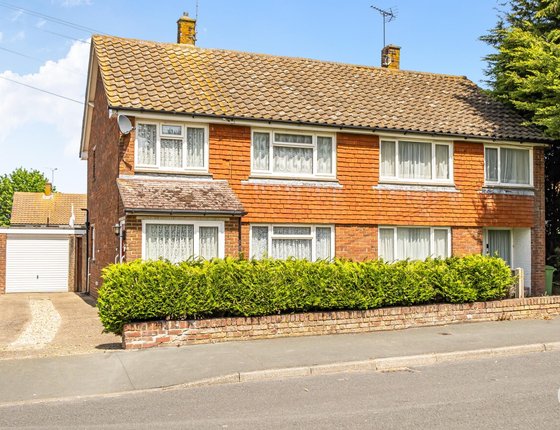 School Lane, Bapchild, Sittingbourne, Kent, ME9, 7747 - Quealy & Co