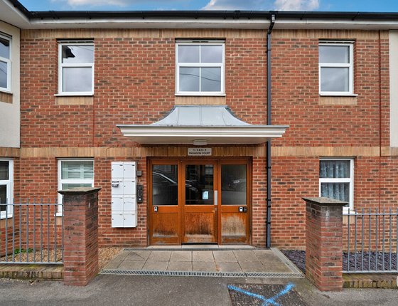 Hythe Road, Milton Regis, Sittingbourne, Kent, ME10, 7778 - Quealy & Co