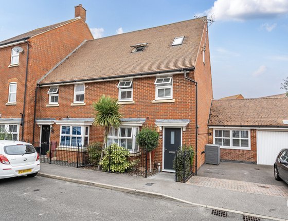 Carnation Crescent, Sittingbourne, Kent, ME10, 7784 - Quealy & Co