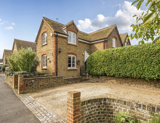 School Lane, Lower Halstow, Sittingbourne, Kent, ME9, 7816 - Quealy & Co