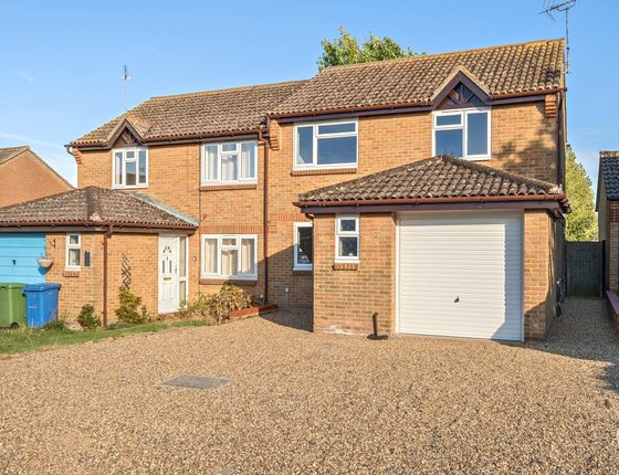 Drakes Close, Upchurch, Sittingbourne, Kent, ME9, 7862 - Quealy & Co