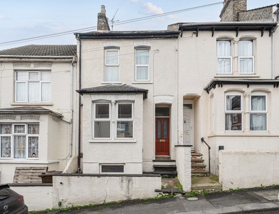 Sturla Road, Chatham, Kent, ME4, 7929 - Quealy & Co