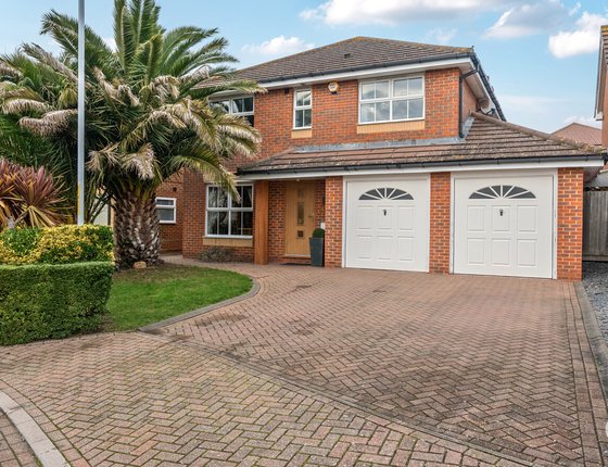 Saxon Shore, Sittingbourne, Kent, ME10, 7941 - Quealy & Co