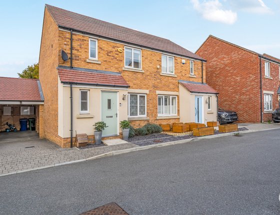 Grass Emerald Crescent, Iwade, Sittingbourne, Kent, ME9, 7974 - Quealy & Co