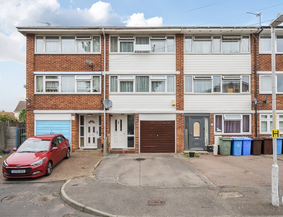 Millfield, Sittingbourne, Kent, ME10, 7995 - Quealy & Co