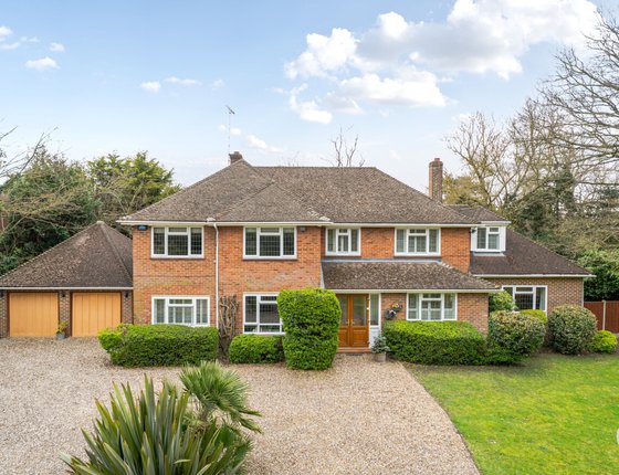 Mount Lane, Hartlip, Sittingbourne, Kent, ME9, 8049 - Quealy & Co