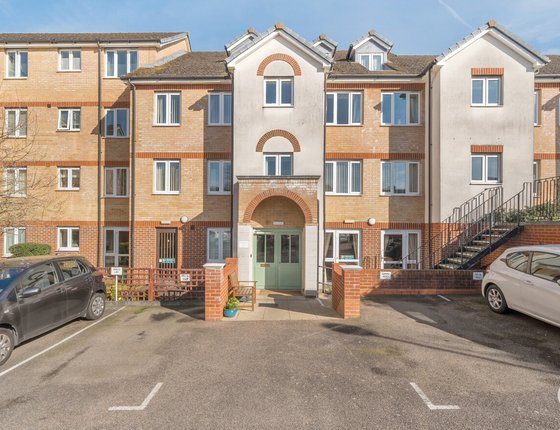 Bell Road, Sittingbourne, Kent, ME10, 8182 - Quealy & Co