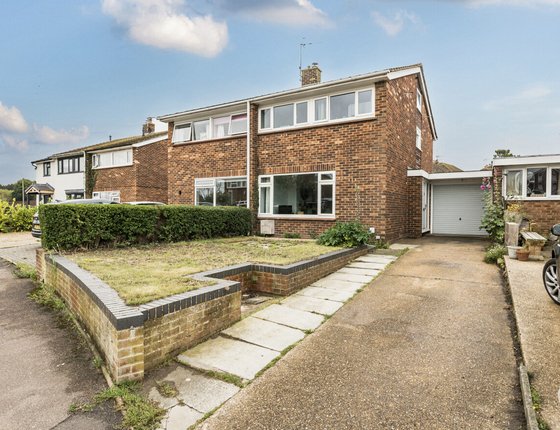 Crouch Hill Court, Lower Halstow, Sittingbourne, Kent, ME9, 8199 - Quealy & Co
