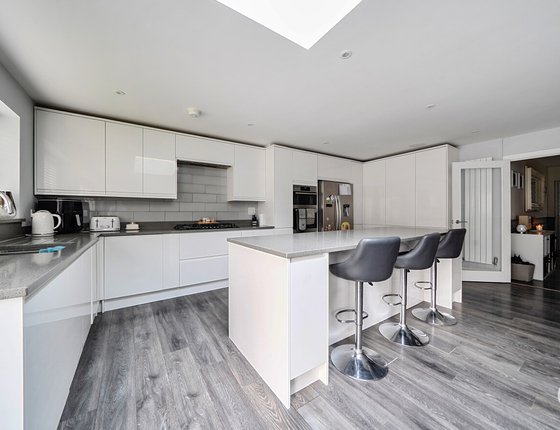 Wyvern Close, Milton Regis, Sittingbourne, Kent, ME10, 8358 - Quealy & Co