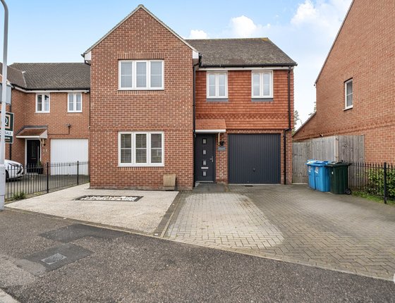 Wyvern Close, Milton Regis, Sittingbourne, Kent, ME10, 8358 - Quealy & Co
