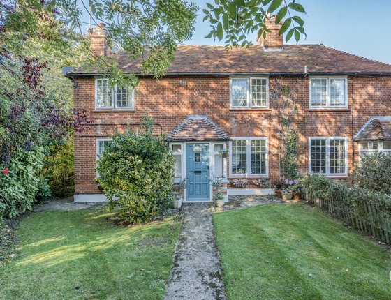 Dargate, Faversham, Kent, ME13, 8460 - Quealy & Co