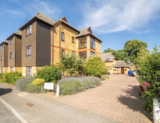 Canterbury Road, Sittingbourne, Kent, ME10, 8488 - Quealy & Co
