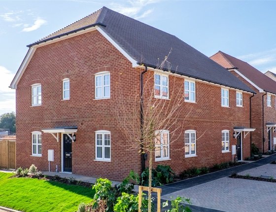 High Street, Newington, Sittingbourne, Kent, ME9, 8611 - Quealy & Co