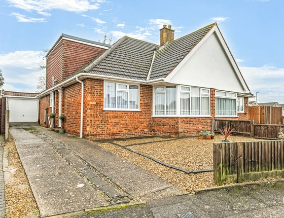 Downs Close, Sittingbourne, Kent, ME10, 8742 - Quealy & Co