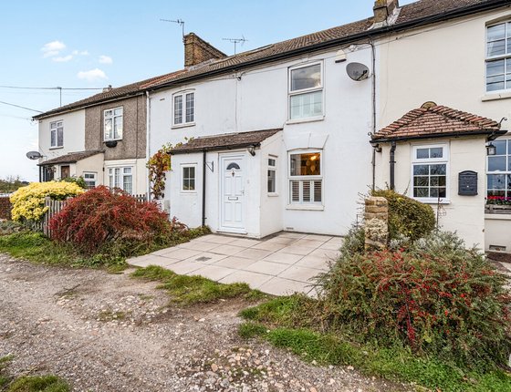 Breach Lane, Lower Halstow, Sittingbourne, Kent, ME9, 9018 - Quealy & Co