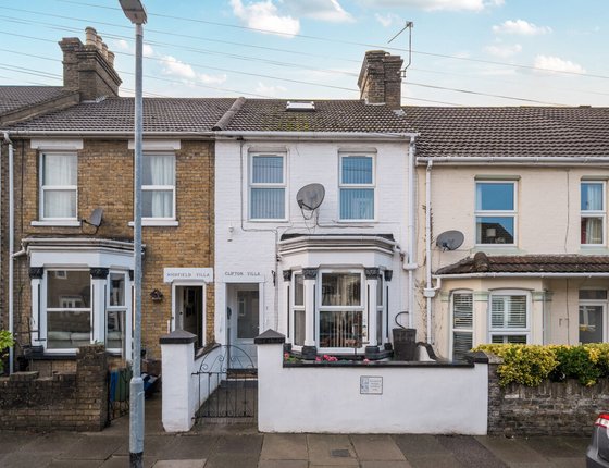 Rock Road, Sittingbourne, ME10, 9094 - Quealy & Co