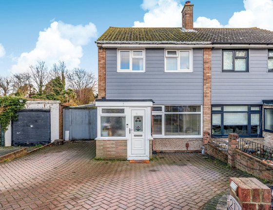 Cryalls Lane, Sittingbourne, Kent, ME10, 9485 - Quealy & Co