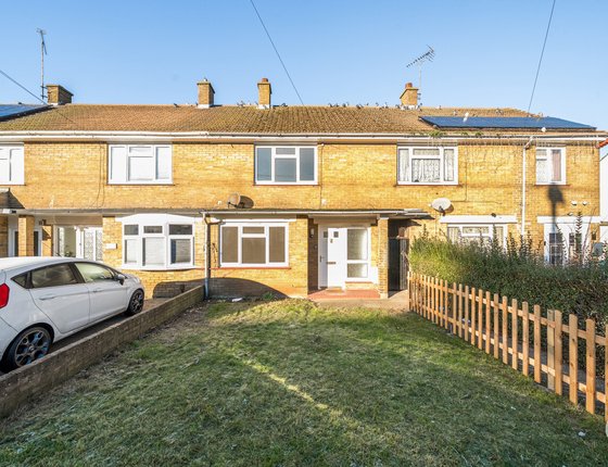 Cambridge Road, Sittingbourne, Kent, ME10, 9546 - Quealy & Co