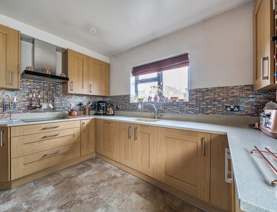 School Lane, Iwade, Sittingbourne, Kent, ME9, 9758 - Quealy & Co