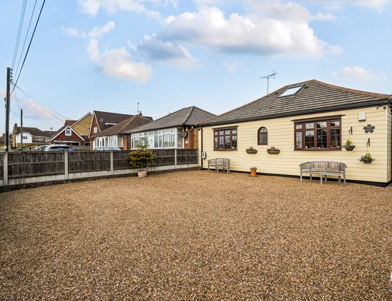 School Lane, Iwade, Sittingbourne, Kent, ME9, 9758 - Quealy & Co